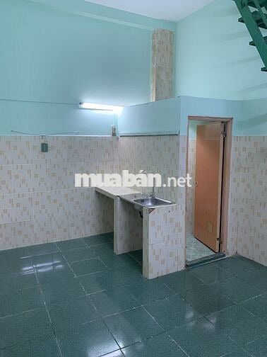 Nhà trọ 1 trệt 1 lầu 32m2 tại quận 8 gần chợ và trường học