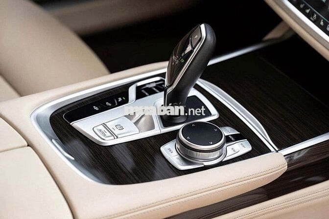 BMW 730Li Pure Excellence 2021 - 58.000 km