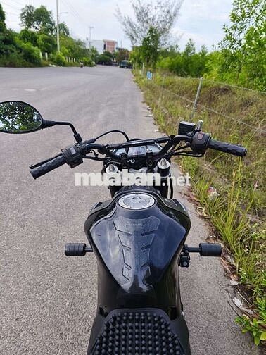 Bán Fz150i chính chủ đi phượt thoải mái giá mềm