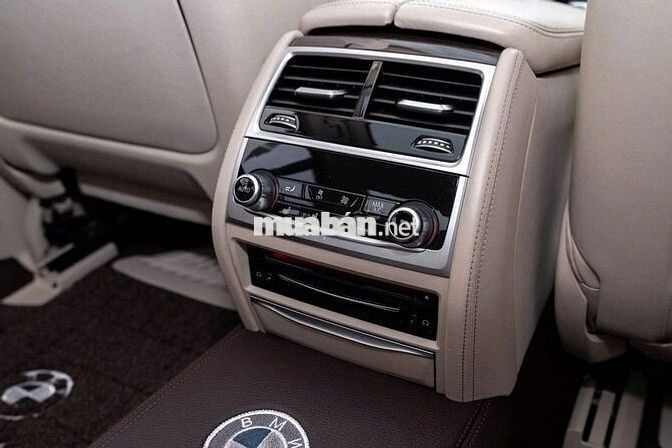 BMW 730Li Pure Excellence 2021 - 58.000 km
