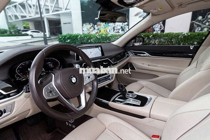 BMW 730Li Pure Excellence 2021 - 58.000 km