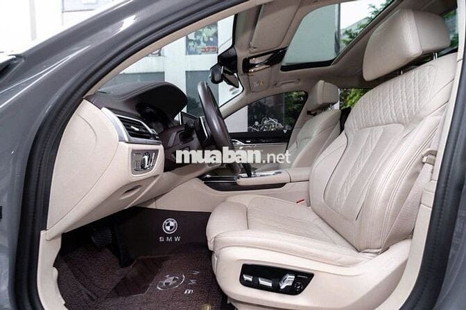 BMW 730Li Pure Excellence 2021 - 58.000 km