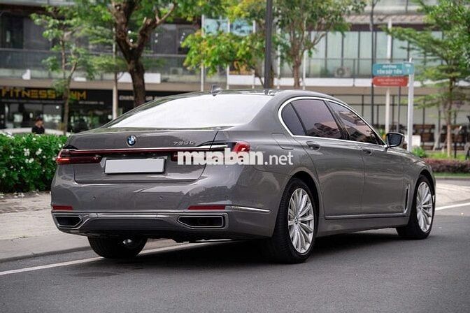 BMW 730Li Pure Excellence 2021 - 58.000 km