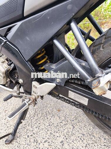 Bán Fz150i chính chủ đi phượt thoải mái giá mềm