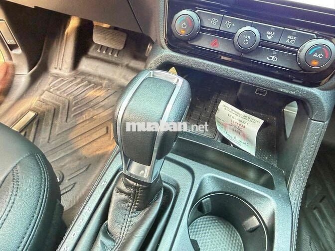 ✅Bán Xe Gia Đình Everest Titanium Lướt 15.900km