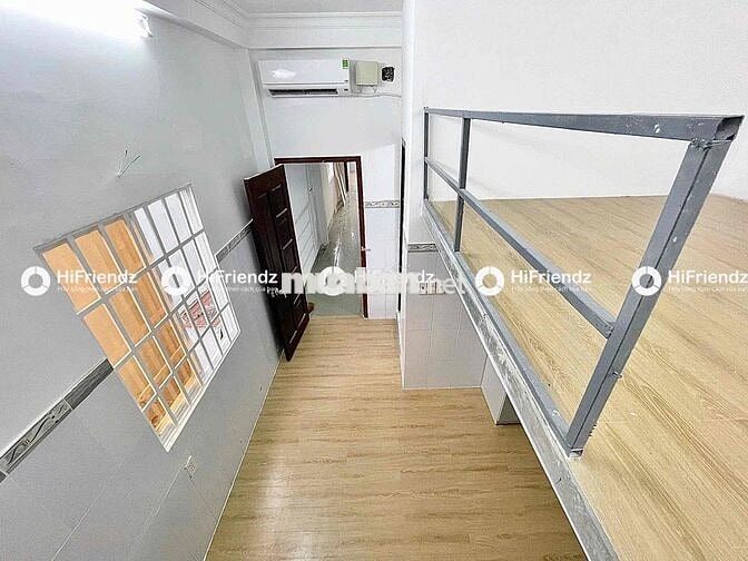PHÒNG CỬA SỔ TRỜI - SẴN MÁY LẠNH - GÁC CAO GIÁ RẺ