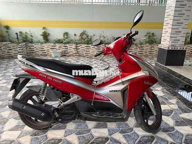 Honda Air Blade 2011 Đỏ còn zin từ đầu tới đuôi