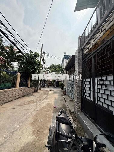 nhà thuê mới 99% 574 kinh dương vương an lạc bình Tân DT 130m giá 10tr