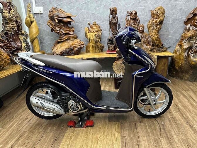 Honda Vision 2016 dàn áo liền lạc, máy êm
