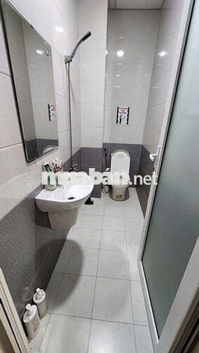 TOÀ NHÀ VĂN PHÒNG ĐƯỜNG 11 TRƯỜNG THỌ