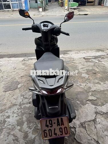Honda Vision 2025 Xám 2000 km