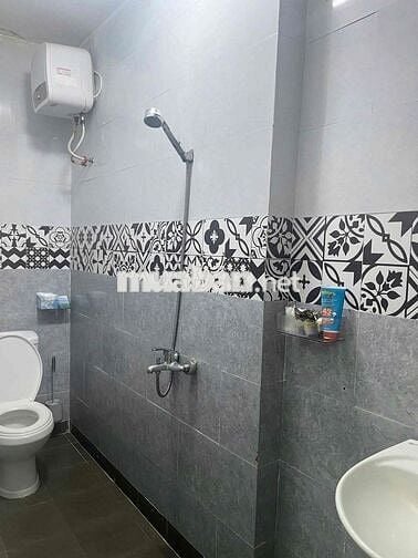 Cho thuê nhà mặt tiền đường Lê Ngô Cát sát chợ Cồn
