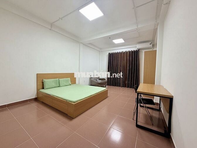 Số lượng phòng ít, riêng tư - Ngay giữa đường Ung Văn Khiêm