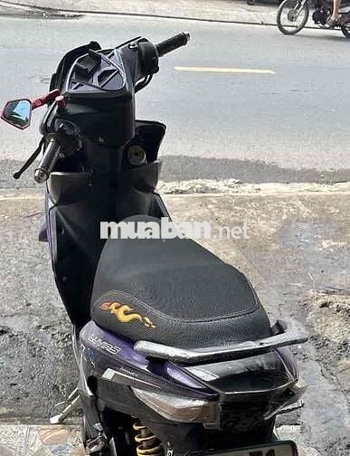 Yamaha Luvias Số tự động màu Tím