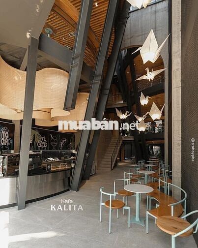 Nhà cực kỳ đẹp tại Trường Sa QBT. Cafe, showroom, đầu tư đâu ạ? !!!
