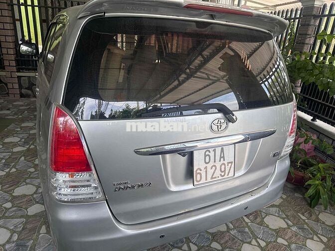 Xe gia đình cần bán InNoVa 2010