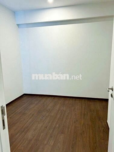 Thuê căn hộ 2PN 2WC 74m sẵn máy lạnh tại Emerald Golf View - VSIP 1