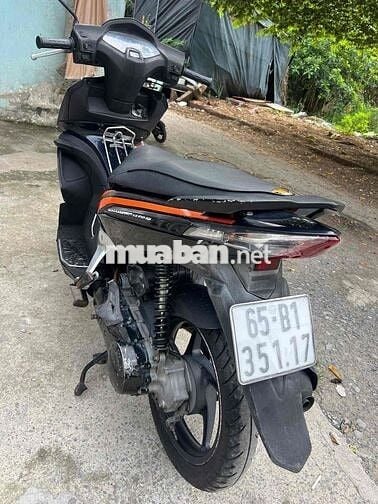 Honda Air Blade Đen Xăng