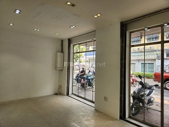 Cho thuê mặt tiền kinh doanh Nguyễn Trãi, 8m x 8m, view đẹp