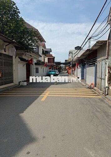 Bán Nhà Dân Xây Võng La 31m² - Đường 2 Ô Tô Tránh, Gần Cầu Thăng Long