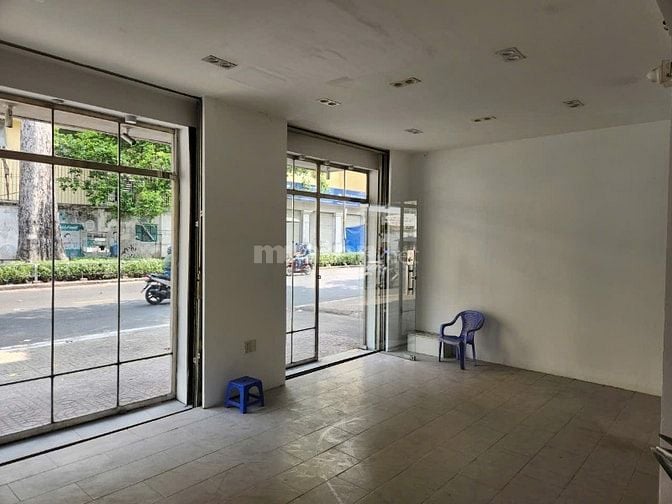 Cho thuê mặt tiền kinh doanh Nguyễn Trãi, 8m x 8m, view đẹp