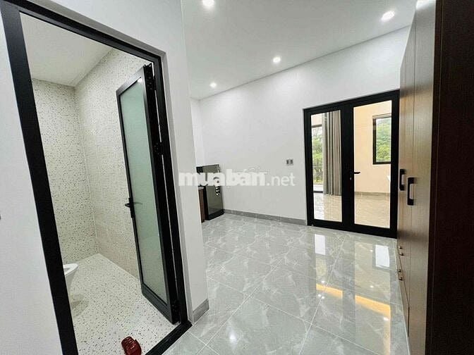 Căn Hộ 45m vuông đối diện công viên