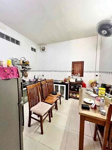Bán nhà Tân Hoà Đông, Lê Văn Quới, DT 46m2, hẻm xe hơi, giá 3 tỷ 9
