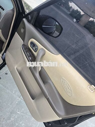 Ford Laser 1.8AT 2003 Tự động Đen