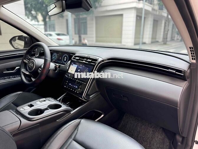 Hyundai Tucson 2023 Diesel Tự động 8 cấp Trắng