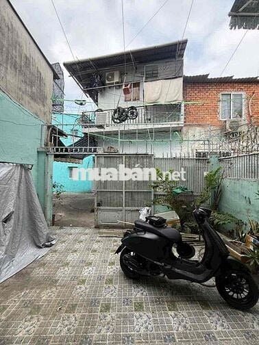 ngộp gả nhanh , khu Tên Lửa 83m2 , nhà 3 tầng