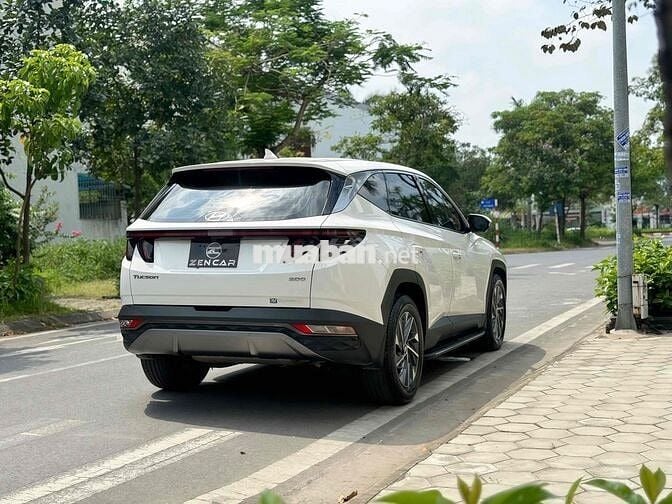 Hyundai Tucson 2023 Diesel Tự động 8 cấp Trắng