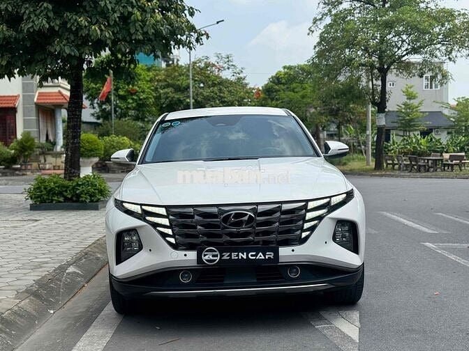 Hyundai Tucson 2023 Diesel Tự động 8 cấp Trắng