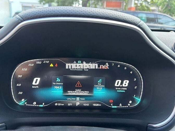 MG HS Lux 2024 Xám 16000km