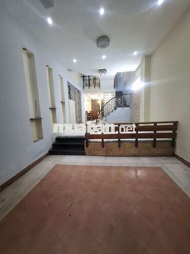 Cho thuê nhà 3,5 tấm 4×22,5m khu tên lửa