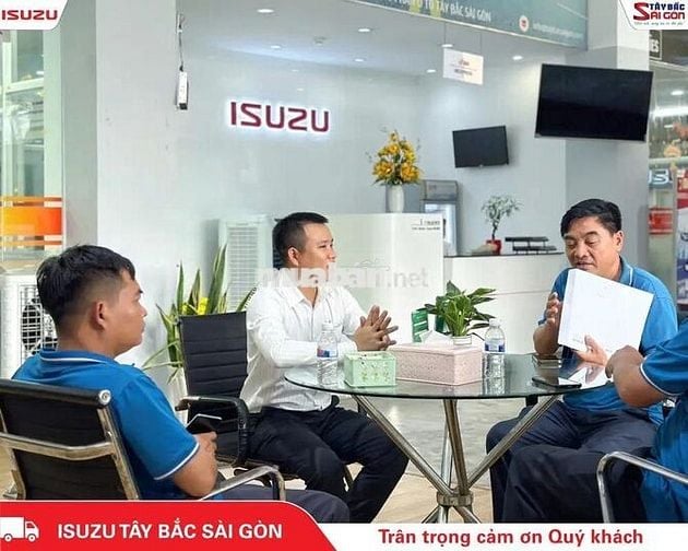 [HCM] CẦN TUYỂN 05 NHÂN VIÊN KINH DOANH Ô TÔ