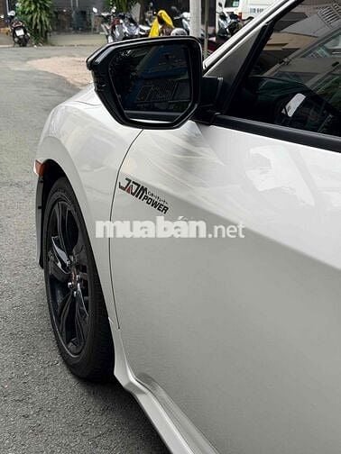 Honda Civic 1.5 VTEC Turbo 2016 Trắng 105 ngàn km