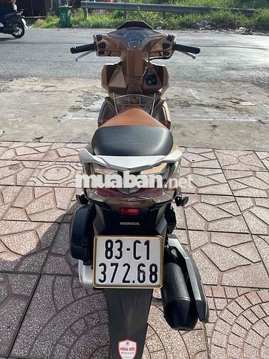 Honda Air Blade 2017 Vàng đen xe đẹp keng biển 83