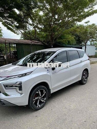 Mitsubishi Xpander 7 chỗ số tự động xăng Trắng pr