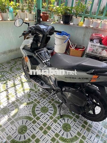 Honda Air Blade 125 Giới hạn Xám xi măng