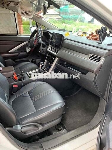 Mitsubishi Xpander 7 chỗ số tự động xăng Trắng pr