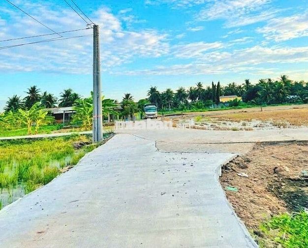 chỉ 590tr sở hữu 135m2 đất thổ đối diện trường học Võ Văn Mùi