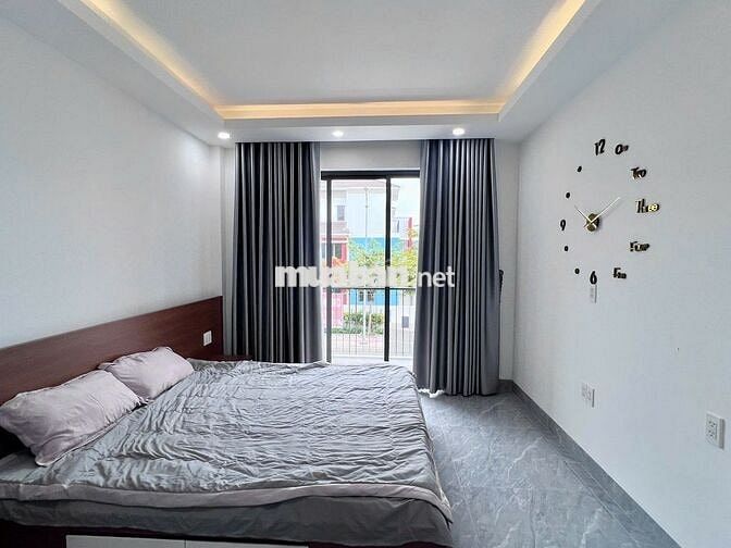 Nhà nguyên căn 3PN, full nội thất KĐT Sun Casa Central, giá 15tr