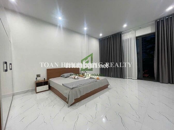 Nhà 6PN gần biển Mân Thái full nội thất hiện đại
