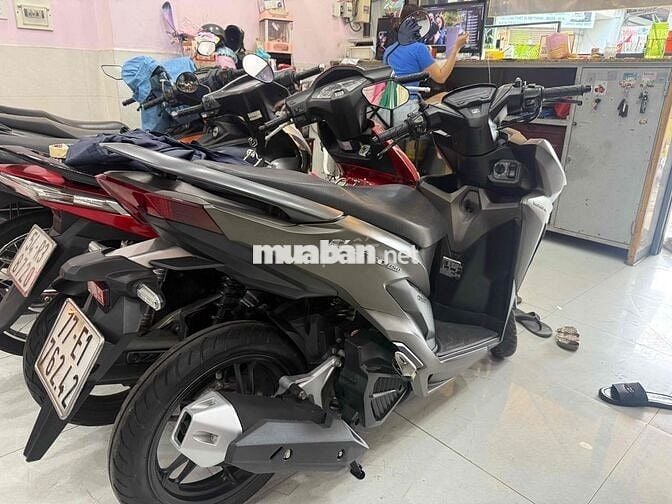 Vario 150 trả góp nợ xấu 17tr nhận xe