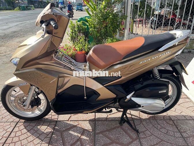 Honda Air Blade 2017 Vàng đen xe đẹp keng biển 83