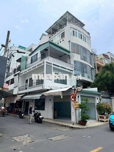 Góc 2MT Đường C/x Lữ Gia P.15 Q.11 - Ngang 4.5x15m 2 Lầu Sàn Suốt