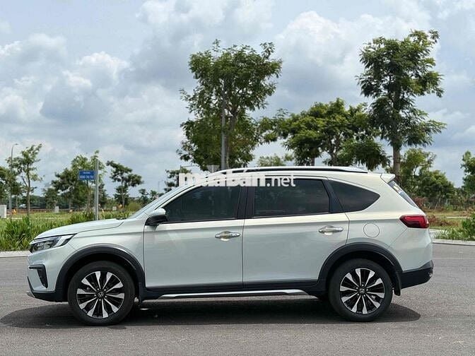 Honda BRV L 2024 Trắng 20000 km xe gia đình đi ít