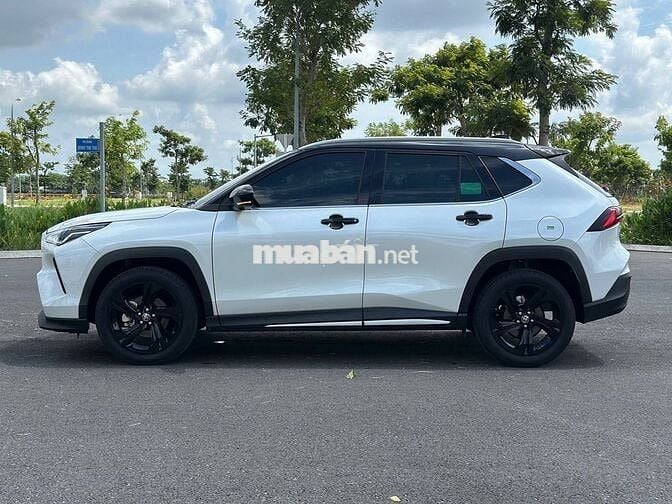 Toyota Yaris Cross 2025 Xăng 5.000km Trắng