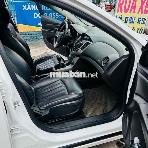 Chevrolet Cruze LT 2017 Trắng Dưới 1 vạn