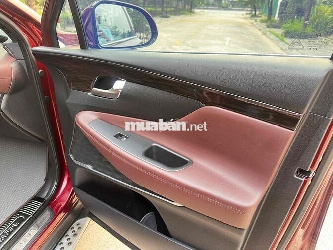 Hyundai SantaFe Premium 2.4L AWD sản xuất 2019